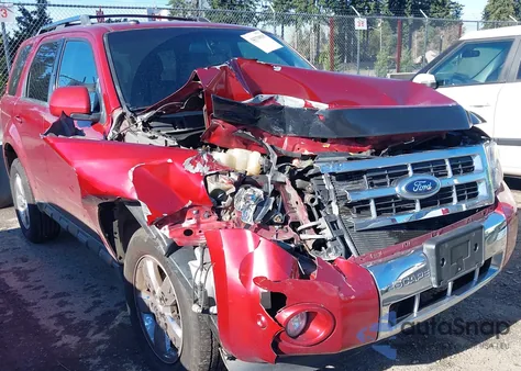 2012 Ford Escape Limited z USA, uszkodzony, nr VIN 1FMCU9EG0CKC26734